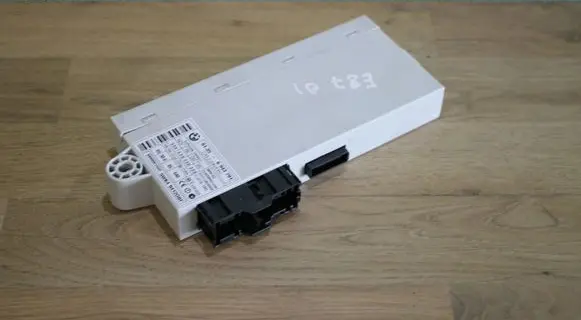 BMW 1 E81 E87 CAS control unit/module 6943791