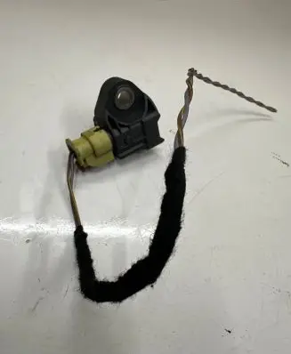 Porsche Cayenne (9Y0 9Y3) Airbag deployment crash/impact sensor 4N0959651D 933082 879847