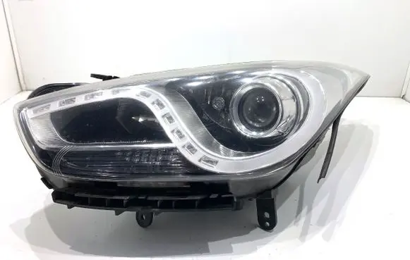 Hyundai i40 Headlight/headlamp 921013ZXXX