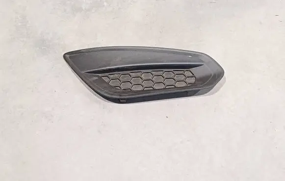Volvo V60 Front bumper lower grill 31294130
