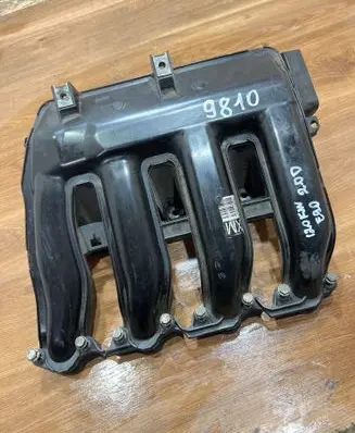 BMW 3 E90 E91 Intake manifold 7795393