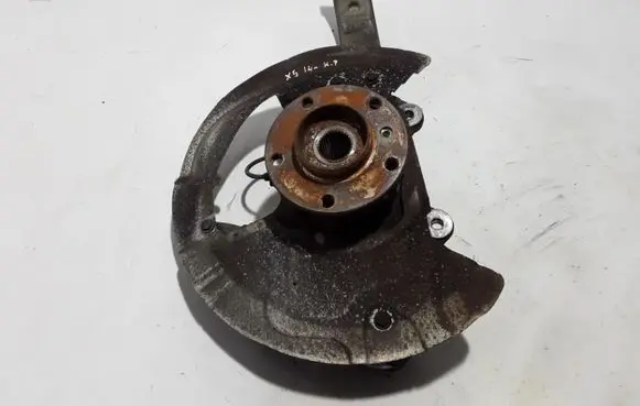 BMW X5 F15 Front wheel hub 6869869