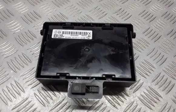 Renault Modus BSM Control unit 8200514276B