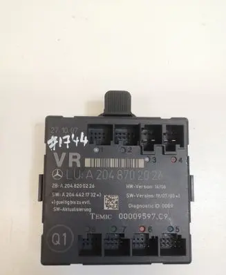 Mercedes-Benz C W204 Door control unit/module A2048702026