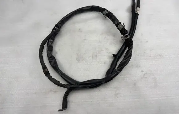 Mercedes-Benz GL X166 Wires (starter motor) A1664409508