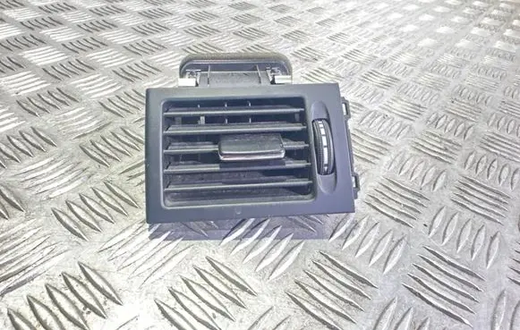 Mercedes-Benz C W204 Dashboard side air vent grill/cover trim A2048300154