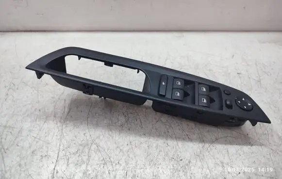 BMW X6 E71 Electric window control switch 9218044 921804404