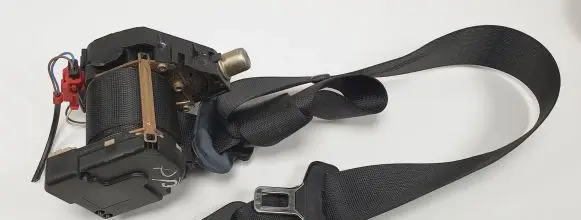 Smart ForTwo I Front seatbelt 0000862