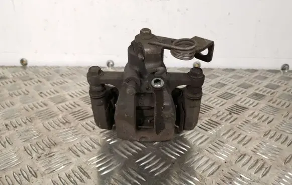 KIA Stonic Rear brake caliper B0140360