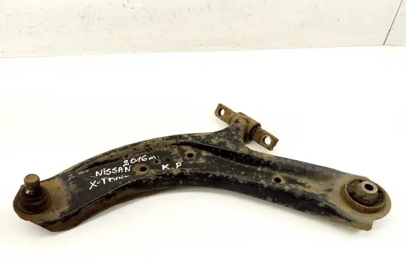 Nissan X-Trail T32 Front lower control arm/wishbone