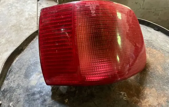 Audi 80 90 B3 Rear/tail lights 014411913R