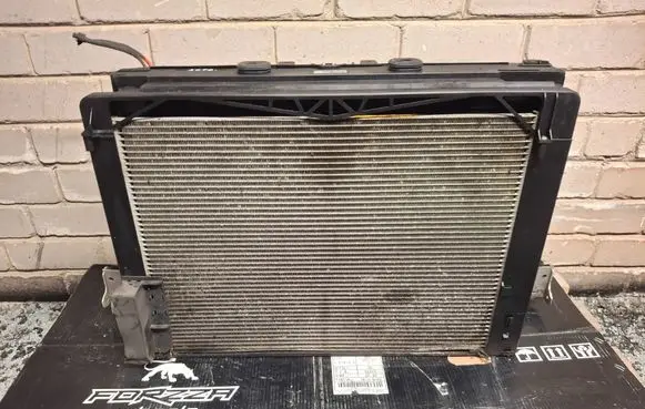 BMW 5 F10 F11 Radiator set 6583674 X0237008 8509167