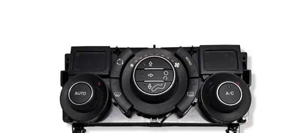 Peugeot RCZ Climate control unit 96718462XT