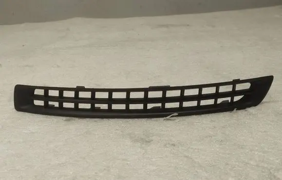 Volvo XC90 Front bumper lower grill 30678953
