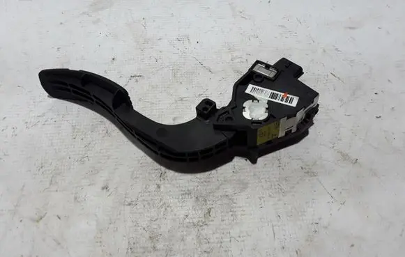 Renault Megane IV Accelerator throttle pedal 180108665R