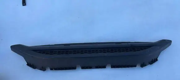 Peugeot 208 Front bumper lower grill 9803259377