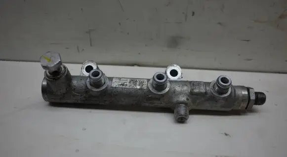 Fuel main line pipe