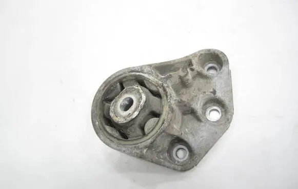 Audi A4 S4 B6 8E 8H Engine mount bracket 8E0599125B