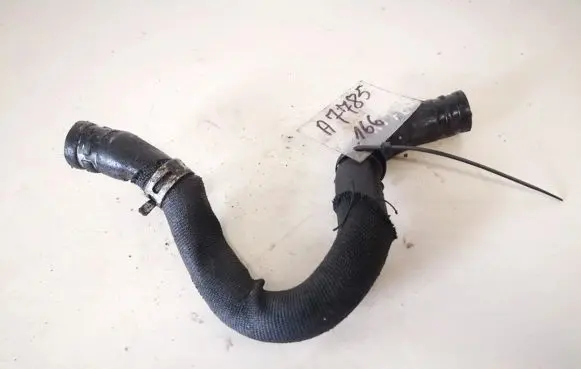 Peugeot 807 Engine coolant pipe/hose