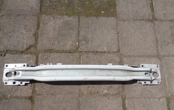 Volvo V60 Front bumper cross member 31349057