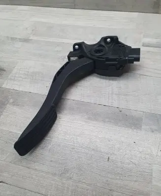 Land Rover Discovery 4 - LR4 Accelerator throttle pedal 6PV00969825 C95YE04