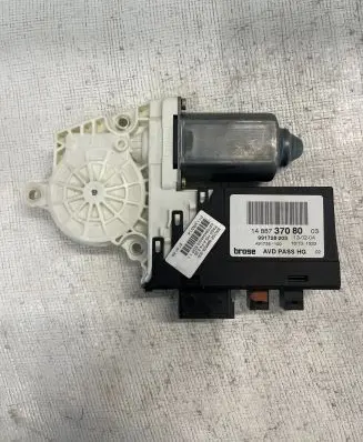 Citroen C8 Front door window regulator motor 1488737080 A91728100 991728203