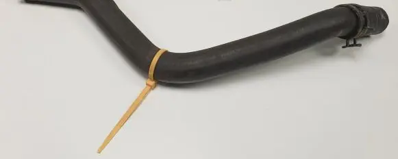 Jaguar S-Type Engine coolant pipe/hose