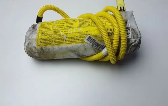 Hyundai i20 (PB PBT) Seat airbag 889101J000