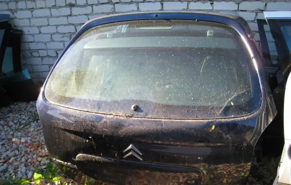 Citroen Xsara Picasso Tailgate/trunk/boot lid