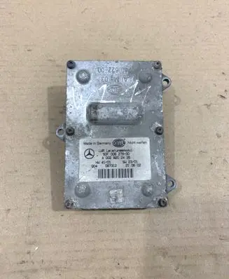 Mercedes-Benz E W211 Headlight ballast module Xenon A0028202426