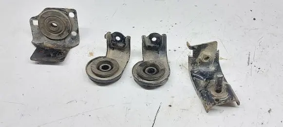 Nissan X-Trail T31 Radiator mount bracket