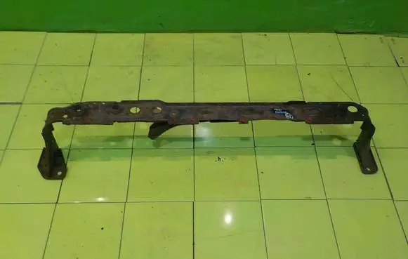 Ford Focus Front bumper support beam 