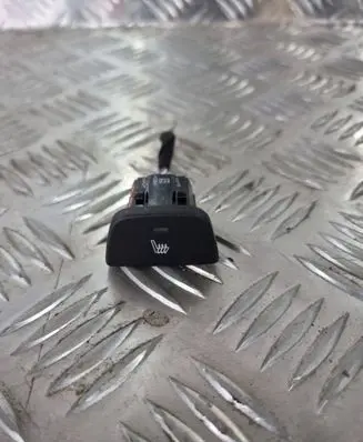Opel Astra K Seat heating switch 39011042