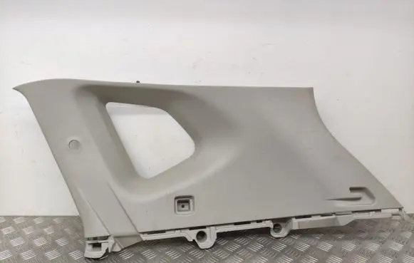 Nissan X-Trail T32 (C) pillar trim 849404CE1A