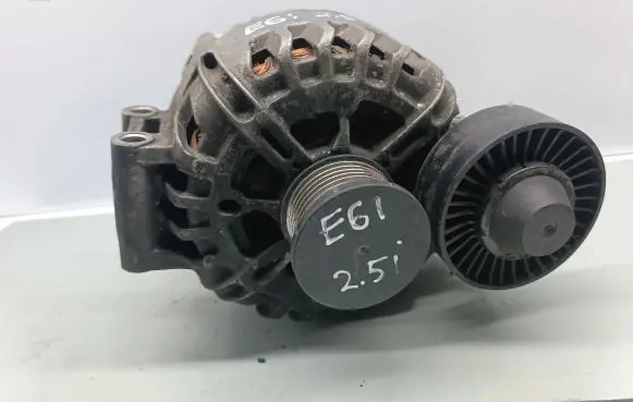 BMW 5 E60 E61 Generator/alternator 7521178 TG17C015 2542720G