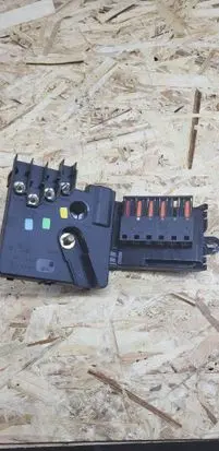 Mercedes-Benz E W211 Fuse module A2115460641