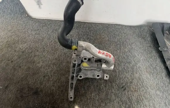Audi A7 S7 4G A/C compressor mount bracket 