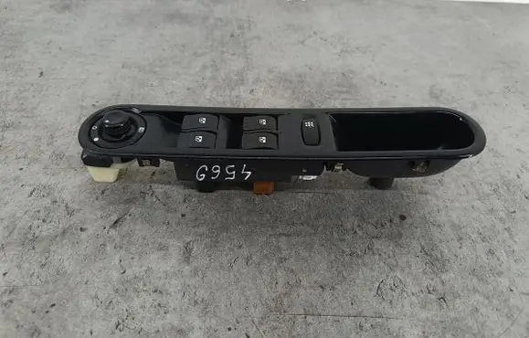 Renault Espace IV Quarter vent window switch 