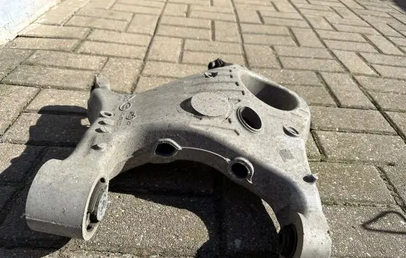 Land Rover Range Rover Velar Rear upper control arm/wishbone HK835B531AF