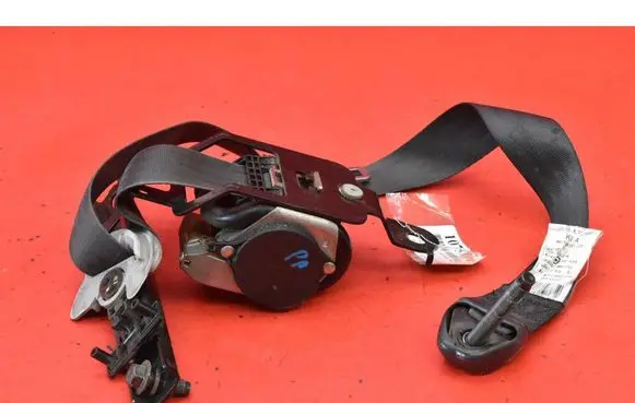 KIA Sportage Front seatbelt 888201F200