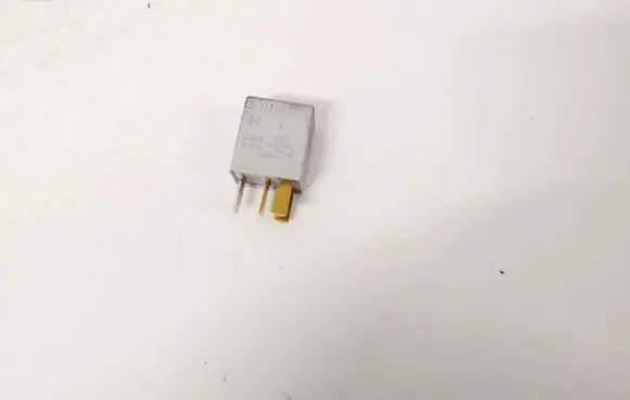Toyota Corolla Verso AR10 Other relay 9008087019 90080-87019