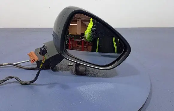 Citroen C3 Front door electric wing mirror 