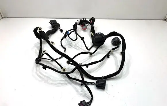 Land Rover Range Rover Evoque L551 Rear door wiring loom R8D214633DBA