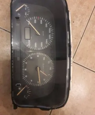Volkswagen Golf III Speedometer (instrument cluster) 1h6919033 09721622210304