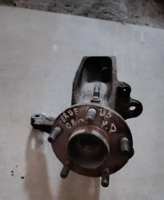 Ford Focus Front wheel hub 