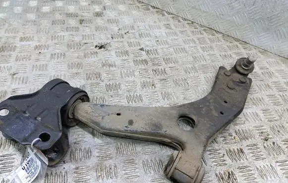 Volvo V40 Front control arm