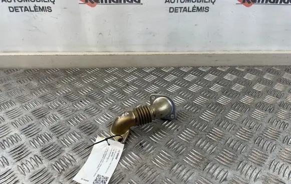 Iveco Daily 6th gen EGR valve line/pipe/hose 5801423958