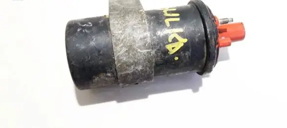 BMW 7 E32 High voltage ignition coil 0221118335