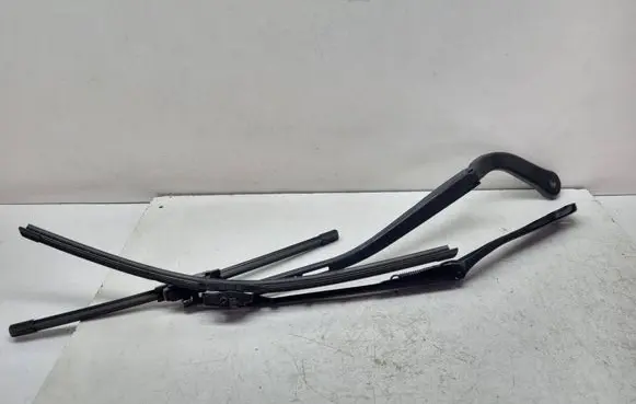 BMW 3 E90 E91 Windshield/front glass wiper blade 