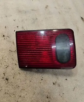 Audi A8 S8 D2 4D Tailgate rear/tail lights 4D0945099 292801